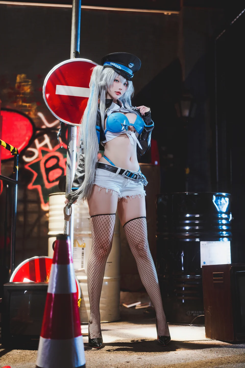 宮本桜 - 交错战线·刃齿 女警 [22P-380MB] tg@simisebaisi 【丝足阁】015.webp